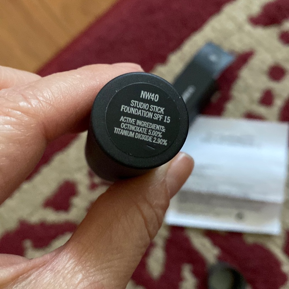 Untouched ORIGINAL formula MAC Studio Stick SPF15 foundation-RARE! NW40 - Picture 2 of 7
